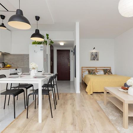 Apartament Arsenal Lägenhet Warszawa Exteriör bild